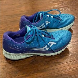 Saucony Everun shoes